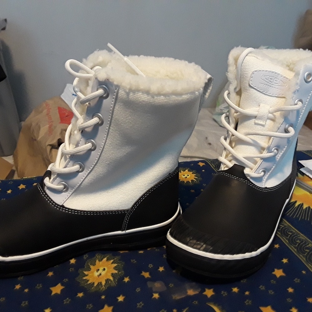 Rain boots